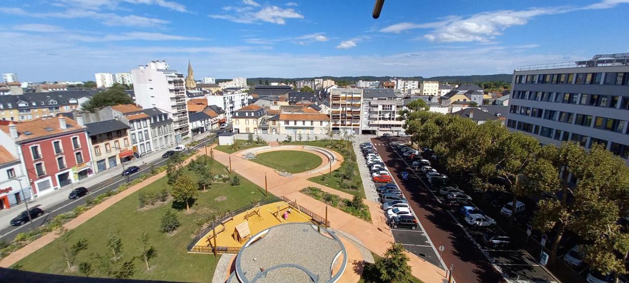 La Dolce Vita -T2 52M2- Dernier Etage- Terrasse-Parking-Wifi Fibre Apartment Tarbes Exterior photo